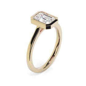 Alyssa 18ct Yellow Gold Engagement Ring Emerald