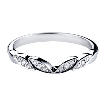 Top view of Tulia Platinum Ring